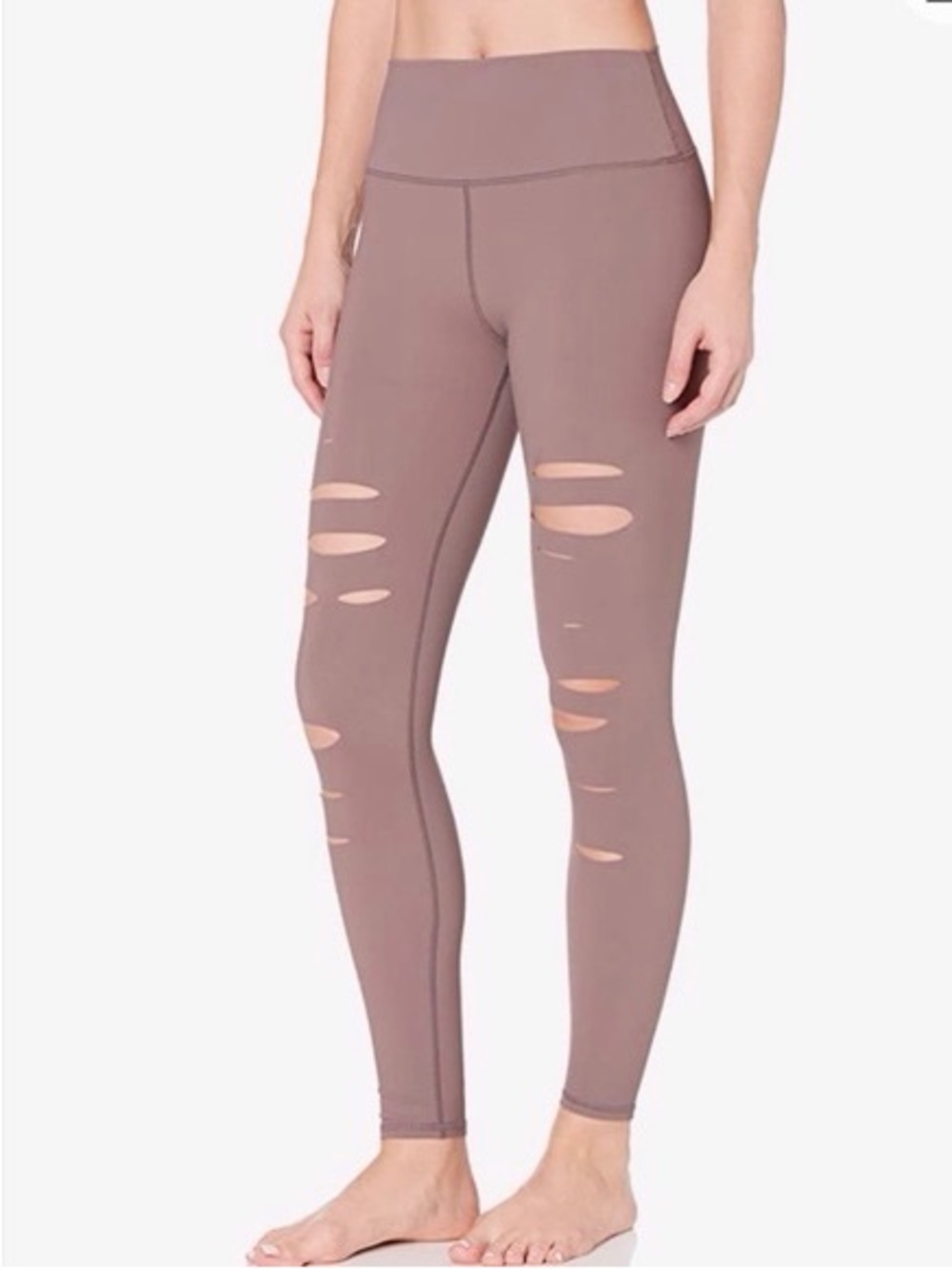 LIKE NEW Alo Yoga Women’s Ripped Warrior Leggings - Picture 5 of 5